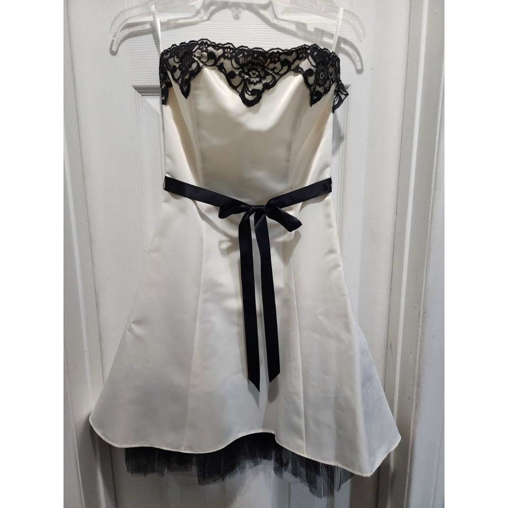 Jessica McClintock Gunne Sax Ivory Black Lace Strapless Formal Dress Size 5/6